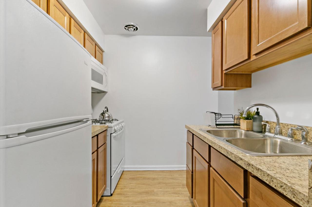 Stunning 1Br Apartment At Center Of Lakeview - Oakdale 211 Chicago Bagian luar foto