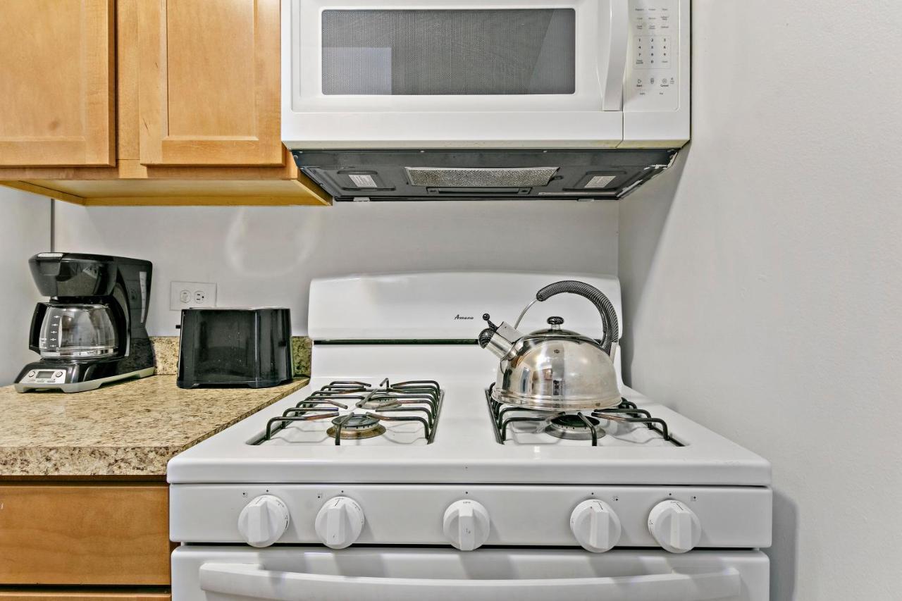 Stunning 1Br Apartment At Center Of Lakeview - Oakdale 211 Chicago Bagian luar foto